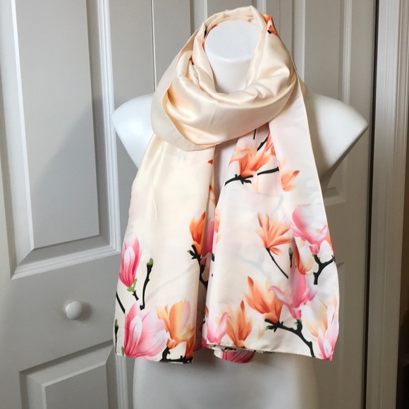 Banxiaxiyu Accessories - NWOT Silk scarf wrap 🧣 wear it your way